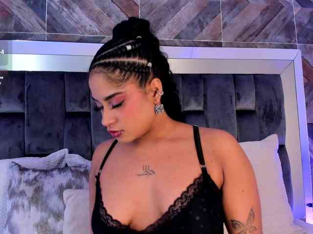Camilafoox webcam