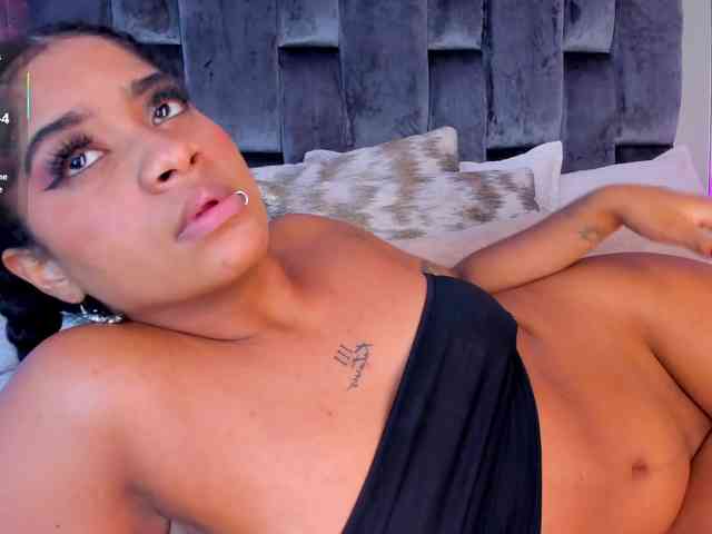 Camilafoox webcam