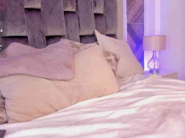 Camilafoox webcam