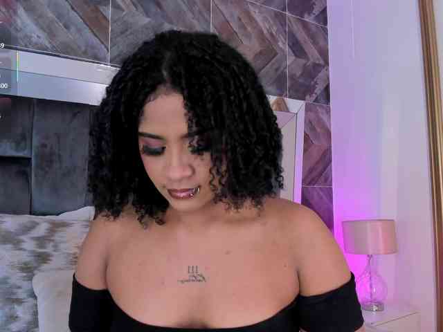 Camilafoox webcam