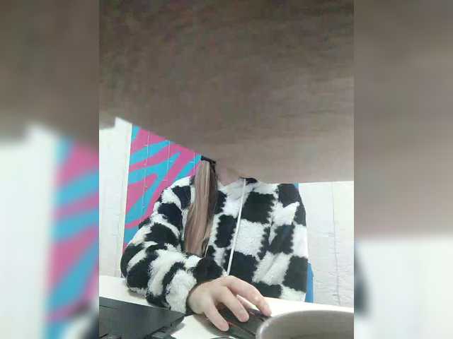 Angelinamik's BongaCams show and profile