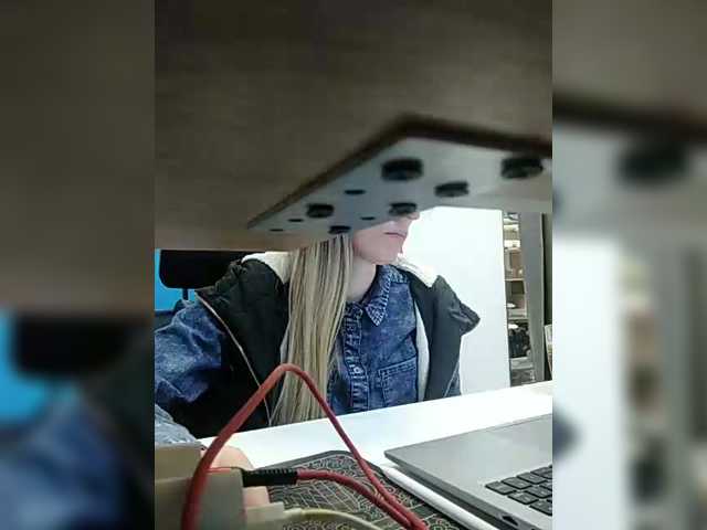 Angelinamik's BongaCams show and profile