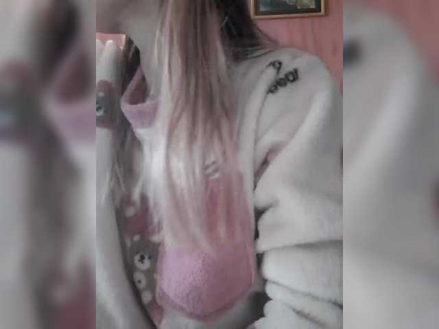 Angelinamik's BongaCams show and profile