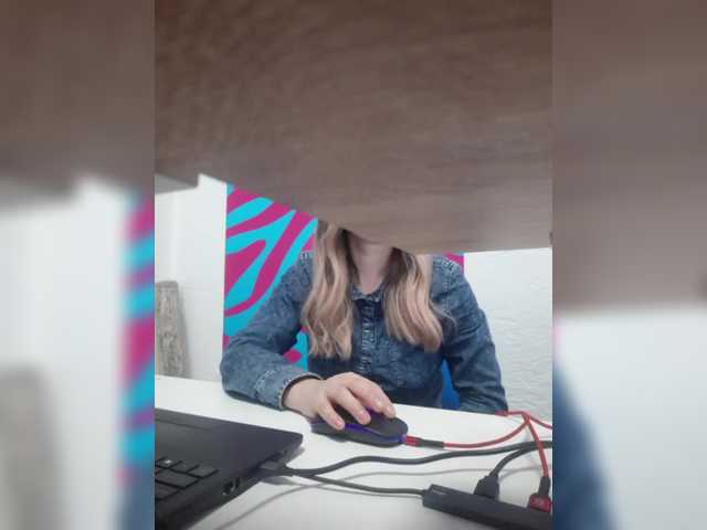 Angelinamik's BongaCams show and profile