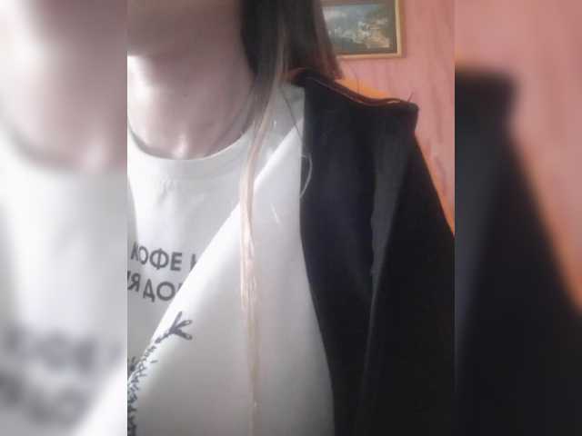 Angelinamik's BongaCams show and profile