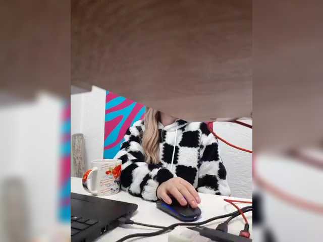 Angelinamik's BongaCams show and profile