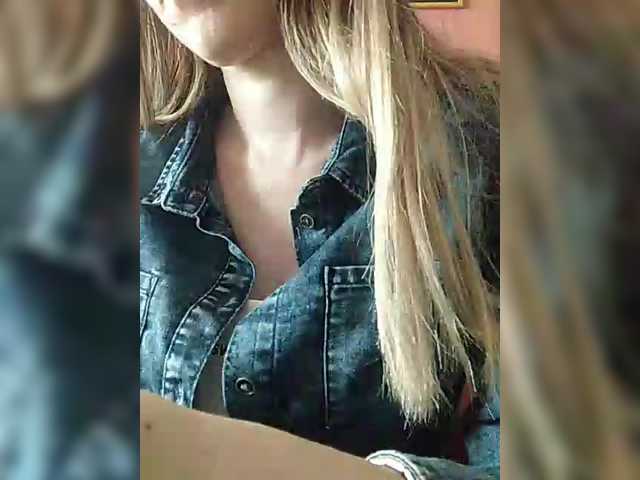 Angelinamik's BongaCams show and profile