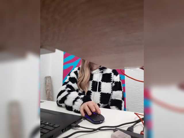 Angelinamik's BongaCams show and profile