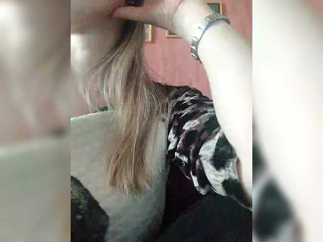 Angelinamik's BongaCams show and profile