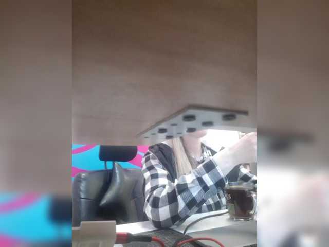 Angelinamik's BongaCams show and profile