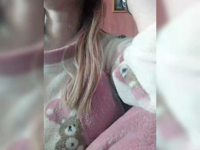 Angelinamik's BongaCams show and profile