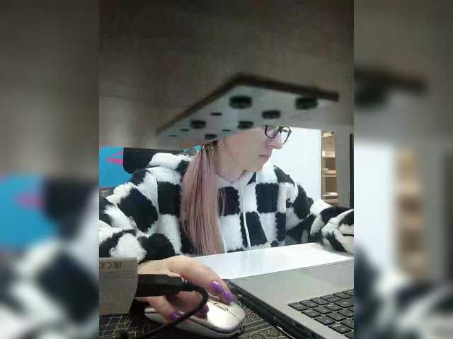 Angelinamik's BongaCams show and profile