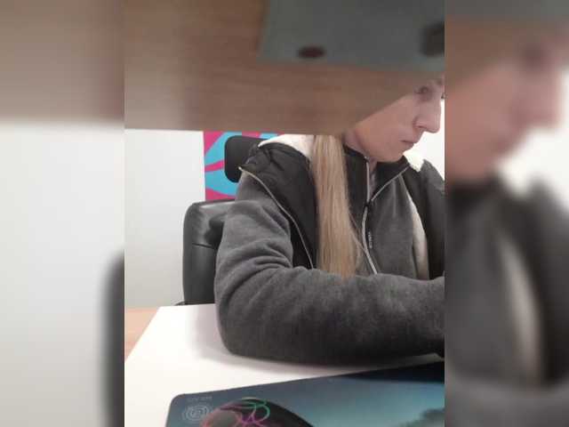  Angelinamik chat room