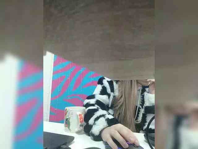 Angelinamik Live Webcam on BongaCams