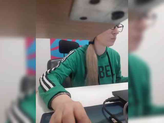 Xo4y-Tpax webcam