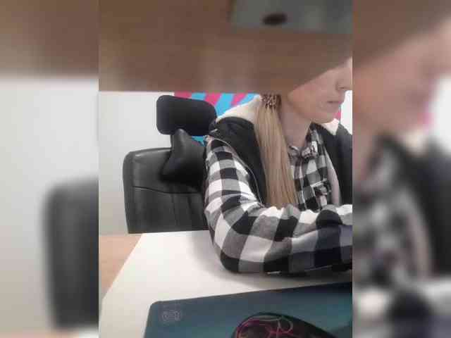 nude amateur live Angelinamik
