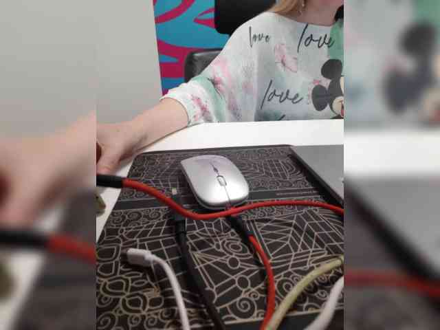 Angelinamik Angelinamik