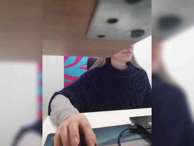 Xo4y-Tpax webcam