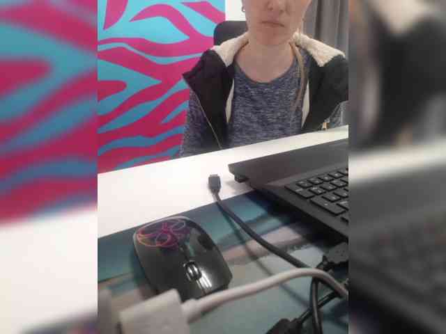 Xo4y-Tpax webcam