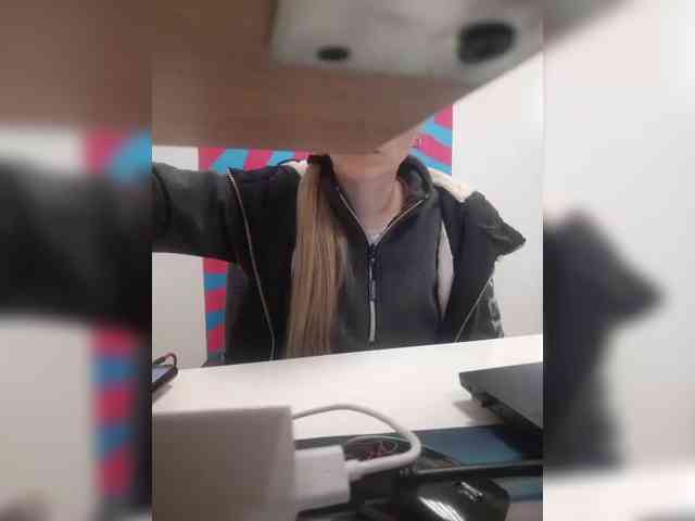 Xo4y-Tpax webcam