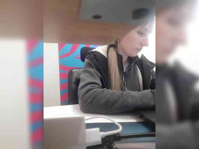 Xo4y-Tpax webcam