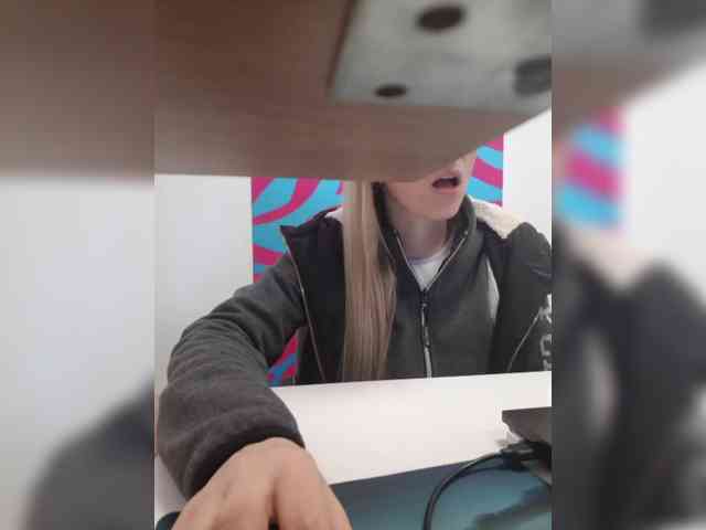 anonymous videochat Angelinamik