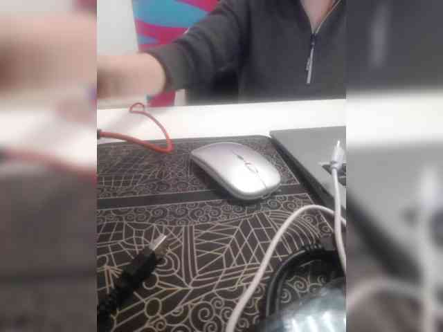 Xo4y-Tpax webcam