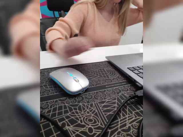 free sex chat Angelinamik