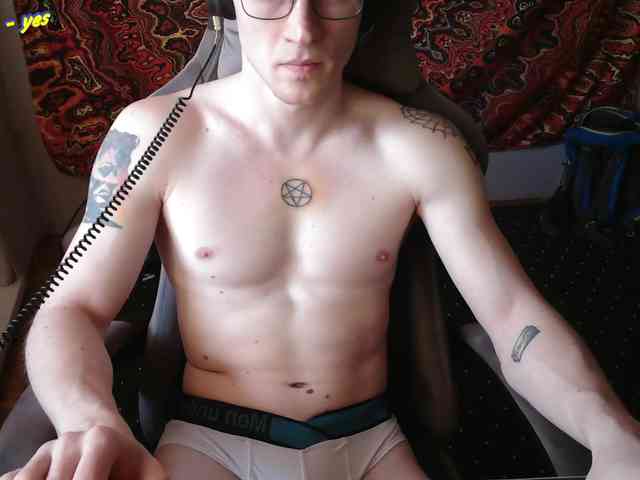 Yaropolk88 Live Webcam on BongaCams