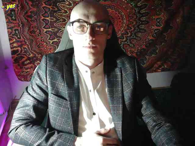 Yaropolk88 Live Webcam on BongaCams