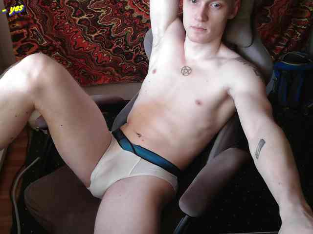 Yaropolk88 Live Webcam on BongaCams