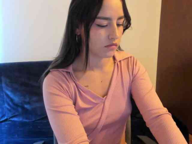 LeeJhonson webcam