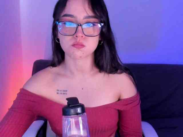 LeeJhonson webcam