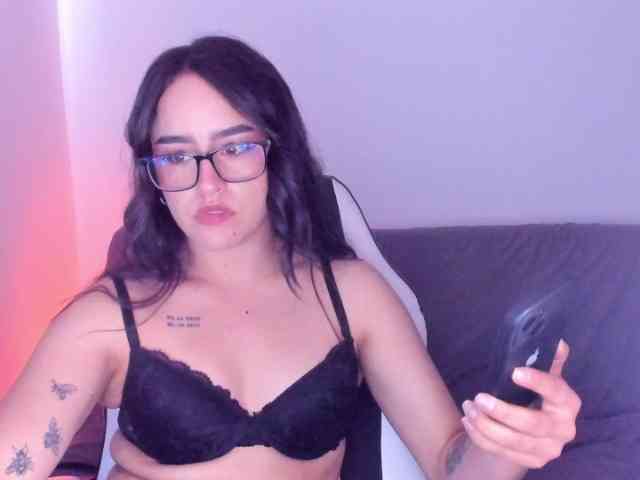 LeeJhonson webcam