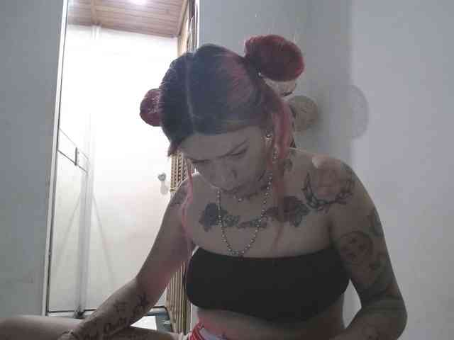 PhiliaShekinah webcam