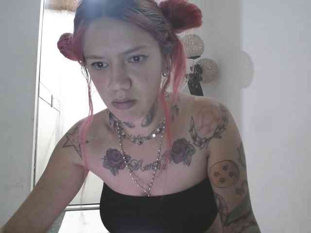 PhiliaShekinah webcam