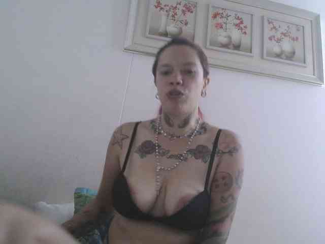 PhiliaShekinah webcam