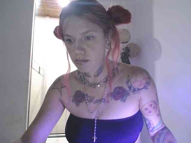 PhiliaShekinah webcam