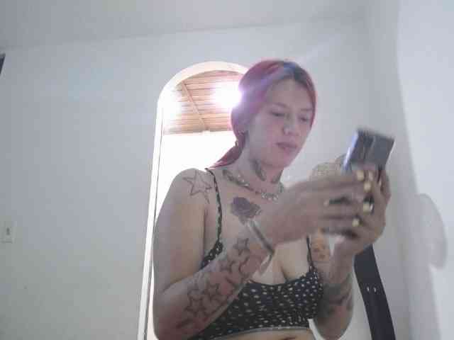 PhiliaShekinah webcam