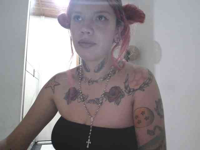 PhiliaShekinah webcam