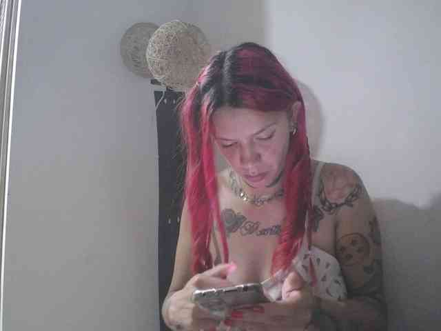 PhiliaShekinah webcam