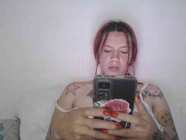PhiliaShekinah webcam
