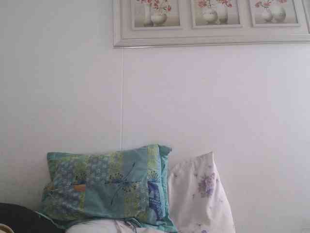 PhiliaShekinah webcam