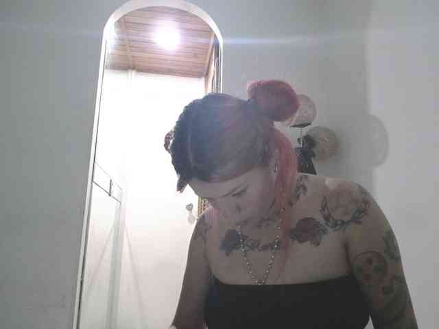 PhiliaShekinah webcam