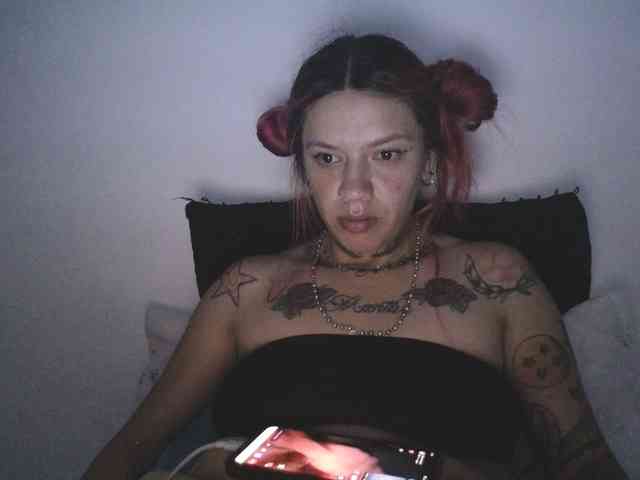 PhiliaShekinah webcam