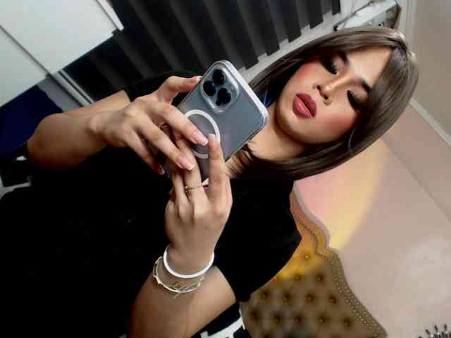 meaculpa Live Webcam on BongaCams