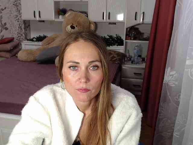 69SexySecret69 webcam