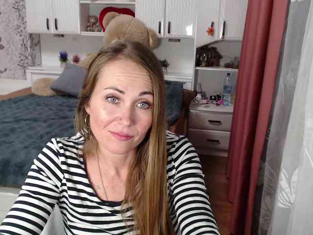 69SexySecret69 webcam