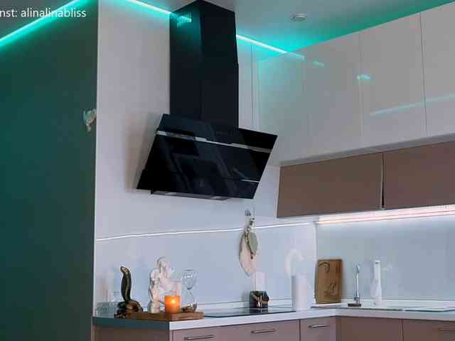 IBlisss Live Webcam on BongaCams