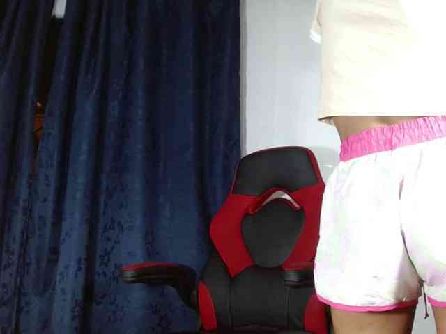 sweetangel2582 webcam